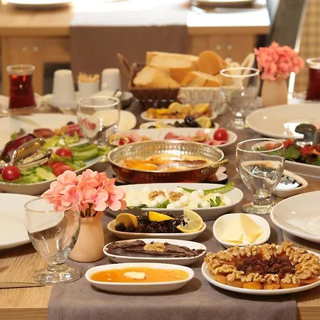 Hatton Esenboga * Ankara